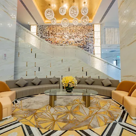 Hotel Golden Dragon