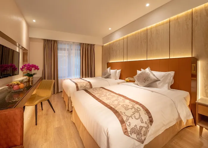 Hotel Golden Dragon 4*