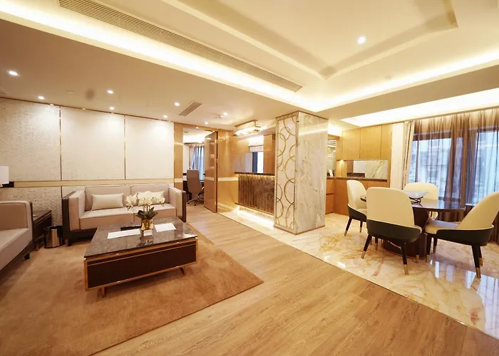 Hotel Golden Dragon