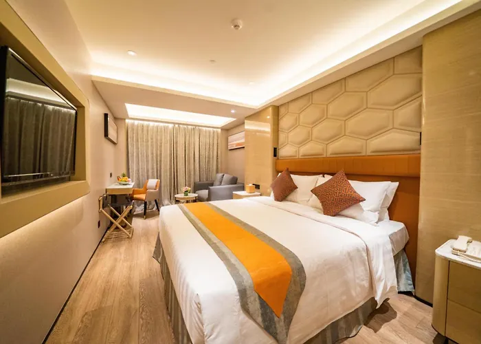 Hotel Golden Dragon 4*