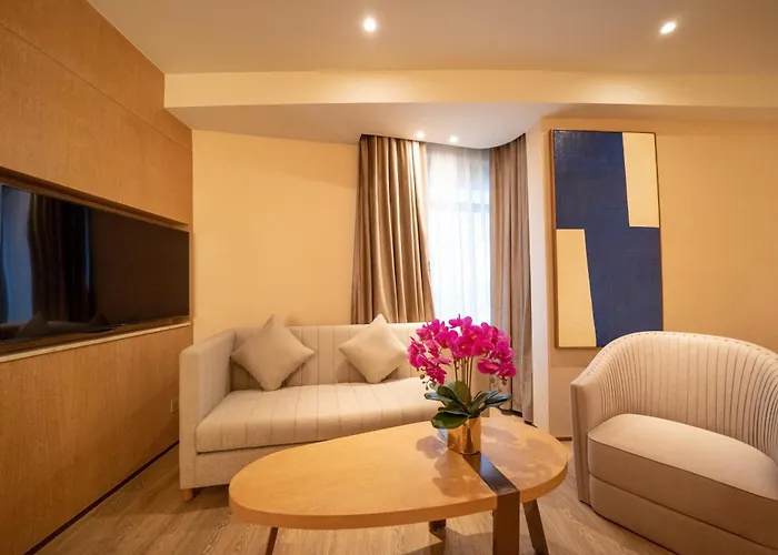 Hotel Golden Dragon
