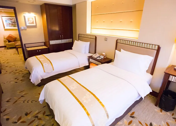 Golden Dragon 4* Macau