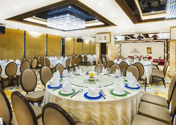 Hotel Golden Dragon